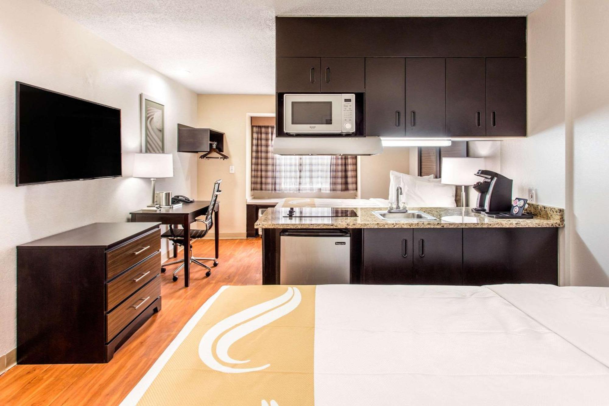 Quality Inn & Suites Myrtle Beach Near Outlets Exterior foto